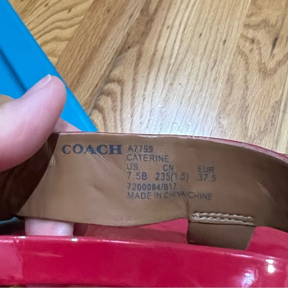 Coach Caterine Logo Hardware Flat Sandals in genuine patent leather - Picture 6 of 6